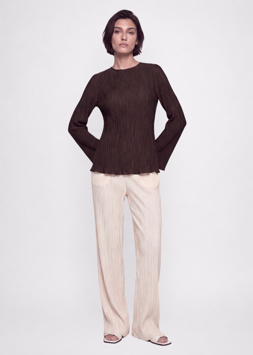 Pleated Crinkle Blouse- Chocolate